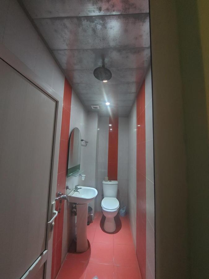 Rp Hotel- Hostel エレバン エクステリア 写真